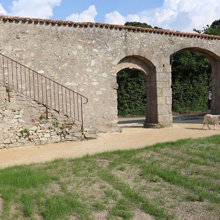 Gite 18Eme Renove Avec Piscine Couverte, Terrasse, Loisirs Et Wifi - 6 Pers. - Fr-1-426-432 Ле-Эрбье Экстерьер фото