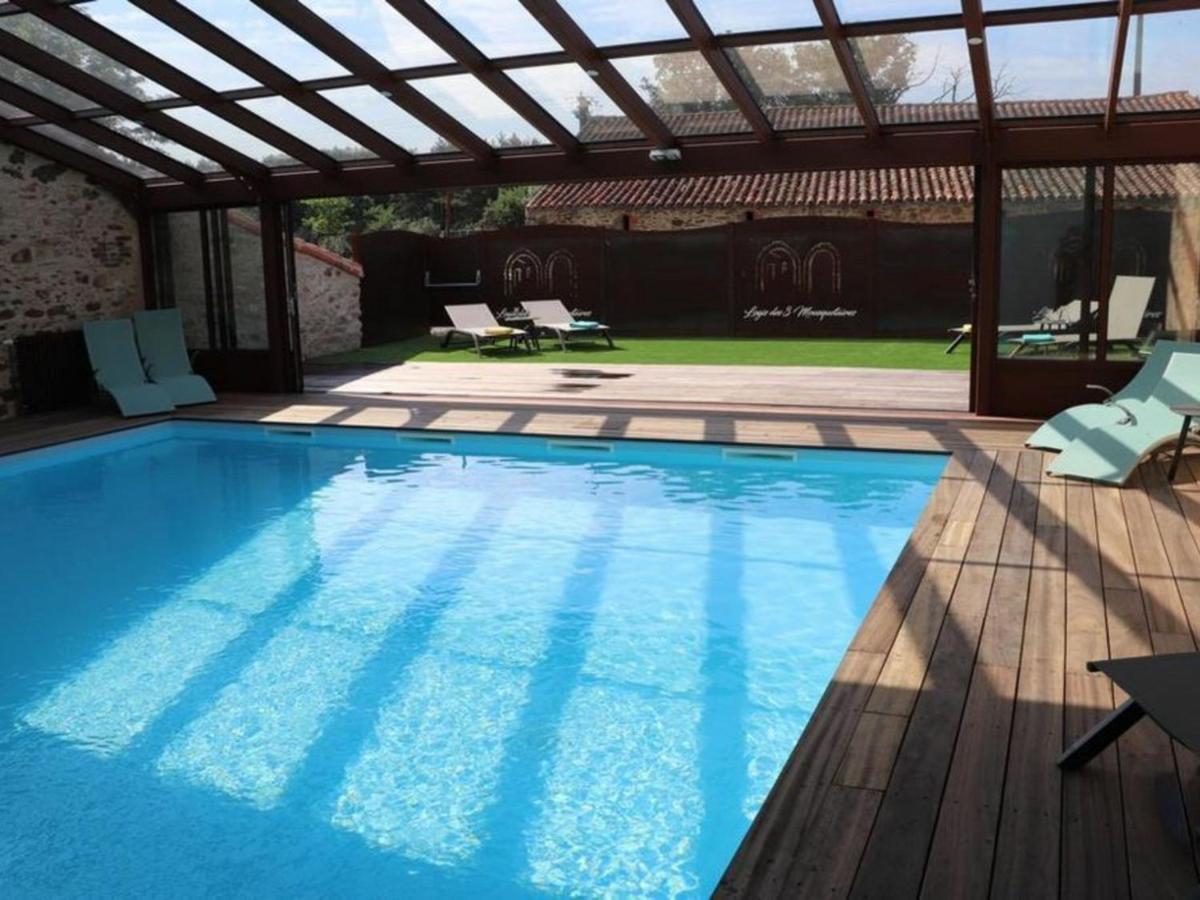 Gite 18Eme Renove Avec Piscine Couverte, Terrasse, Loisirs Et Wifi - 6 Pers. - Fr-1-426-432 Ле-Эрбье Экстерьер фото
