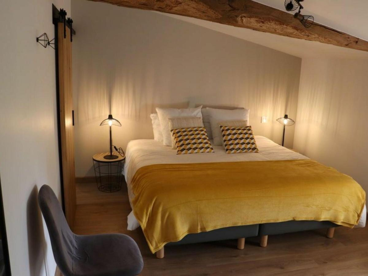 Gite 18Eme Renove Avec Piscine Couverte, Terrasse, Loisirs Et Wifi - 6 Pers. - Fr-1-426-432 Ле-Эрбье Экстерьер фото